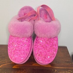 UGG Girls Size 4 Pink Sequin and Fur Slides
